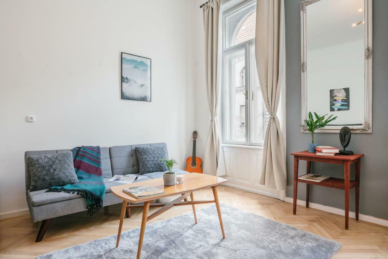 City Park Rest Apartment With Air Condition Budapest Exteriör bild
